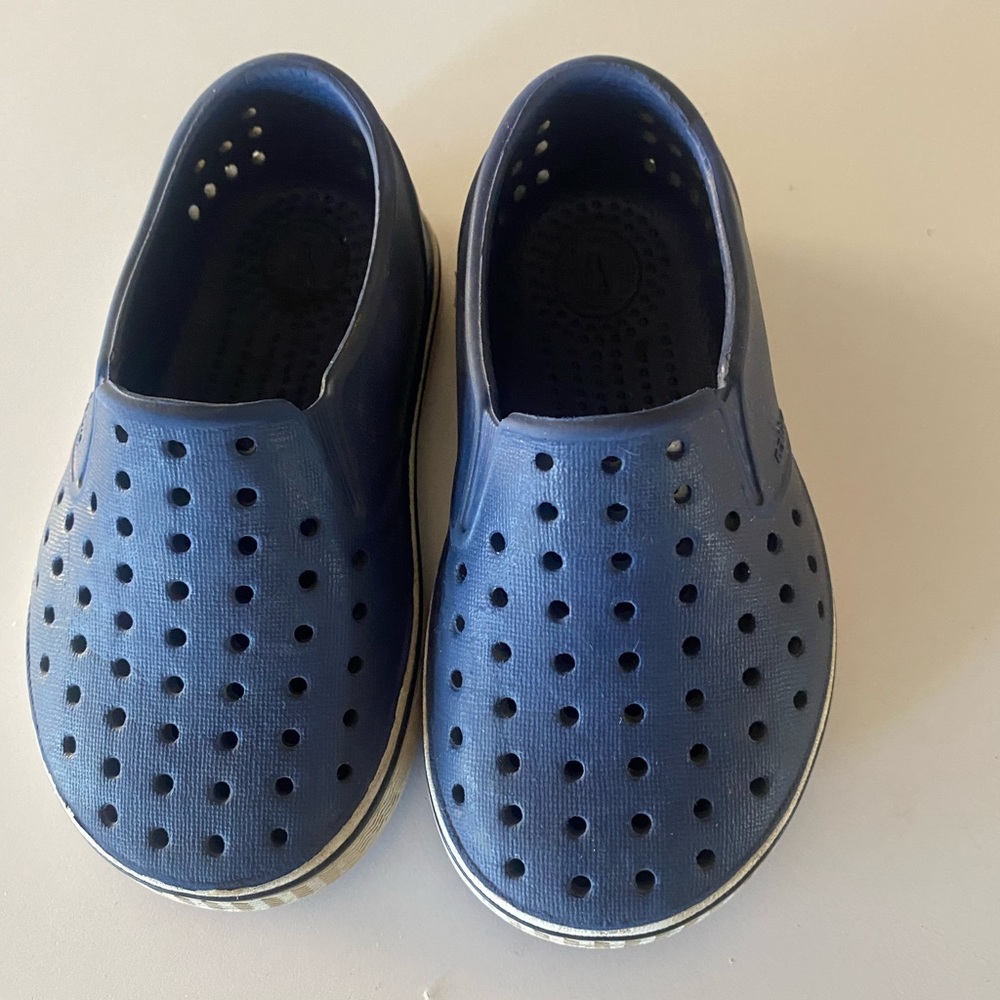 Native Miles slip on